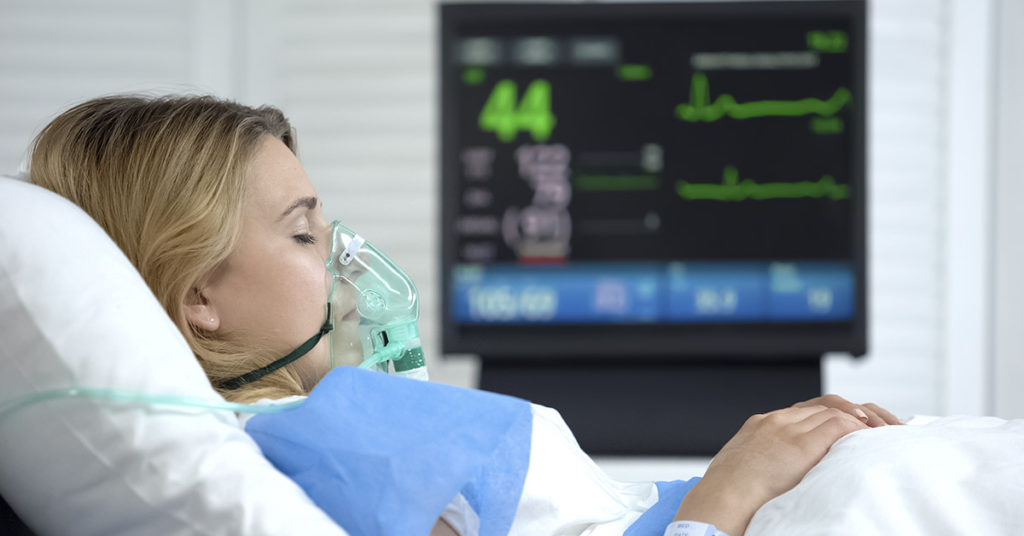 After two years in a coma, woman wakes to name brother in attack - Featured image