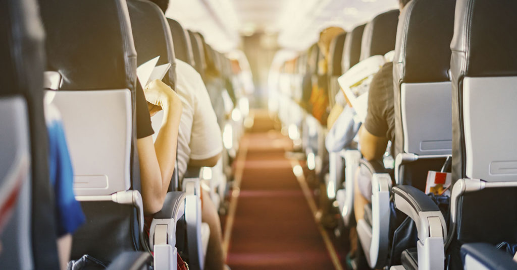 Sweet Grandma “Adopts” 5-Yr-Old She’s Never Met On Long-Haul Flight - Featured image