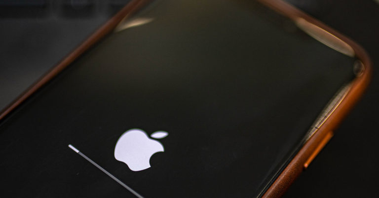 Urgent Warning To All iPhone Users Not to Download Newest Update - Featured image