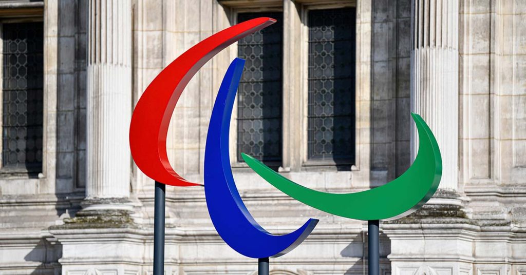 Paralympian Archer, Sheetal Devi, Wows Onlookers With Bull’s-Eye in Opening Round - Featured image