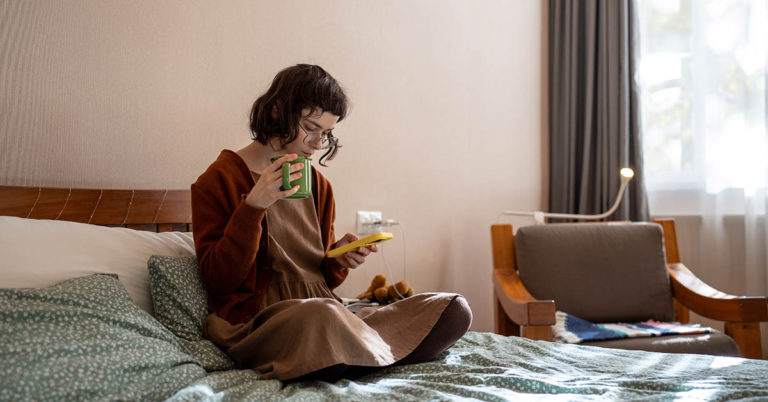 15 Signs That Being Introverted Is Actually a Good Thing - Featured image