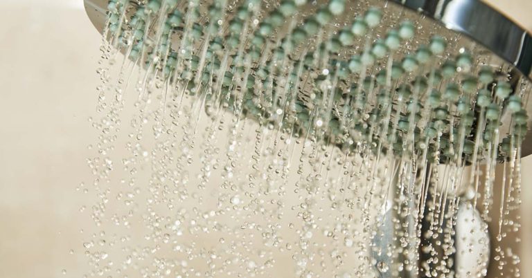 15 Surprising Shower Taboos You’re Probably Breaking Without Even Knowing - Featured image