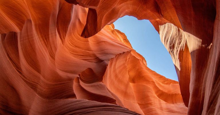 50 of The Most Stunning Natural Wonders From Around The World - Featured image