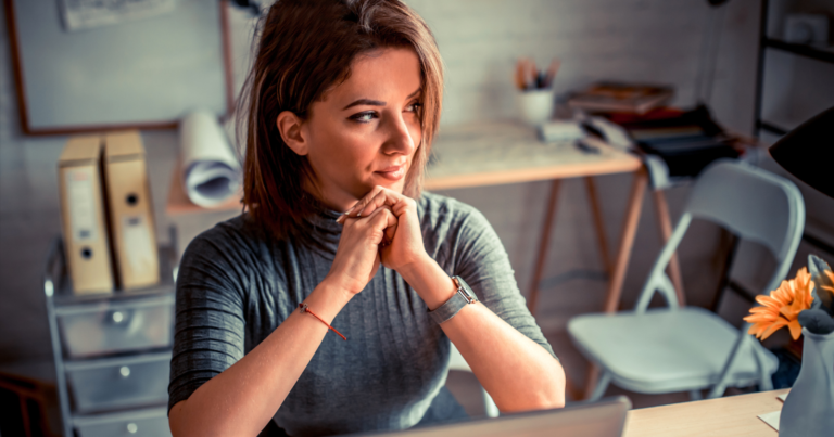 10 signs you’re scaring people off because of your strong personality - Featured image