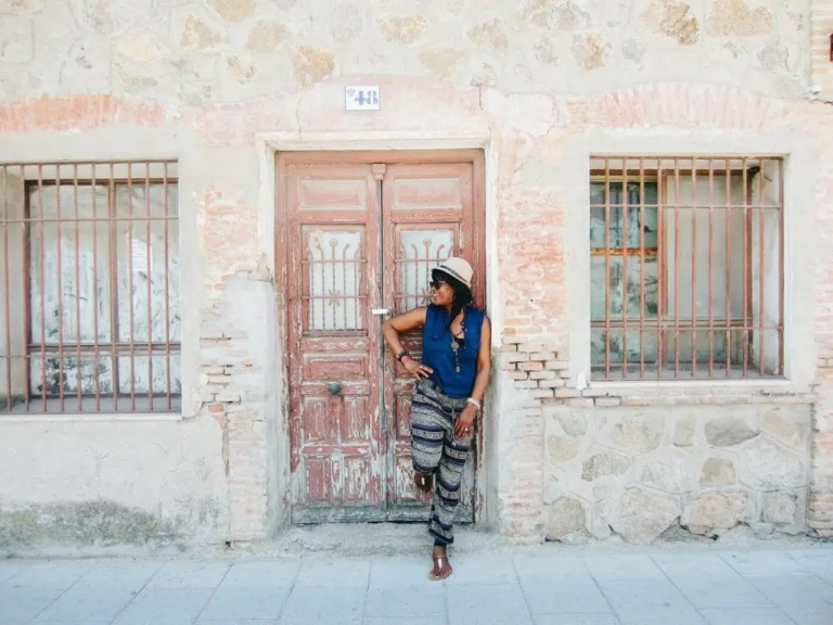 10 Tips For Travelling Alone That Will Transform Your Travels - Featured image