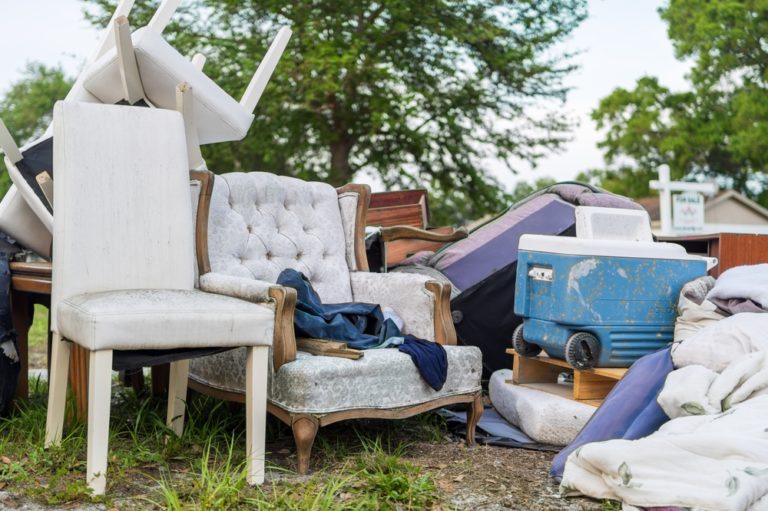 14 Signs Your Home Is Too Full - Featured image