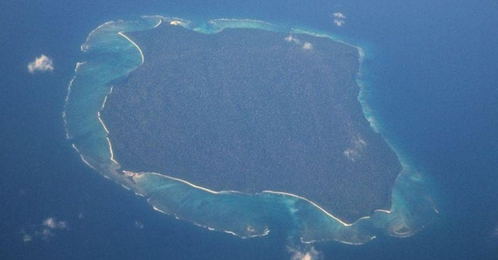 Meet The Sentinelese People, Considered The Most Isolated And Hostile Tribe In The World - Featured image