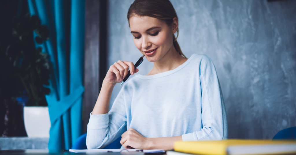 8 genuine signs of intelligence you can’t fake - Featured image