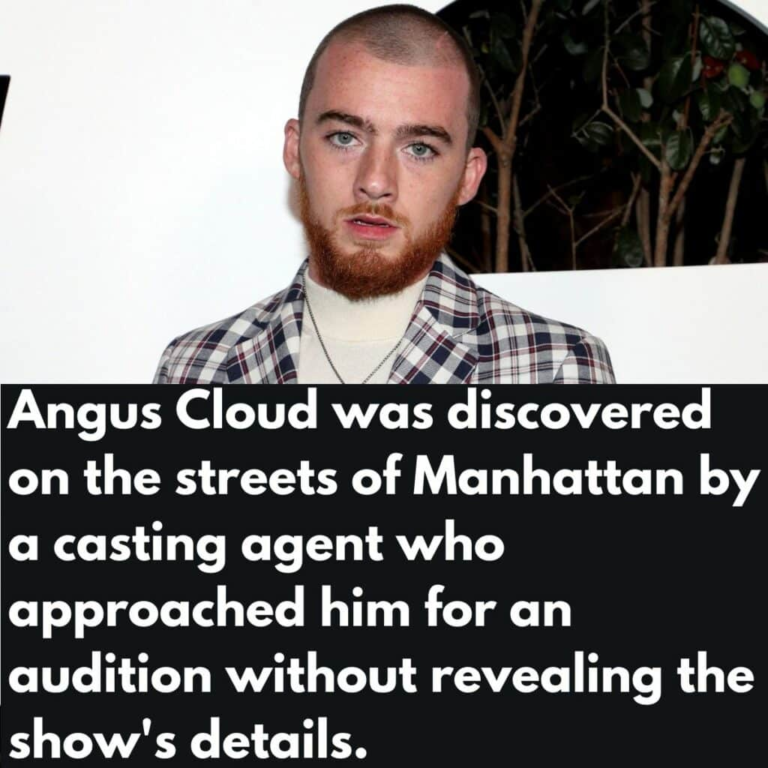 ‘’People Couldn’t Stand How Bad Steve Jobs Smelled’’: These Wild Facts About Celebrities Left Us Speechless - Featured image