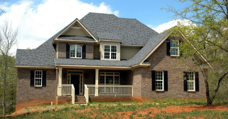 10 most bizzare and uncommon house rules that have shocked and surprised everyone - Featured image