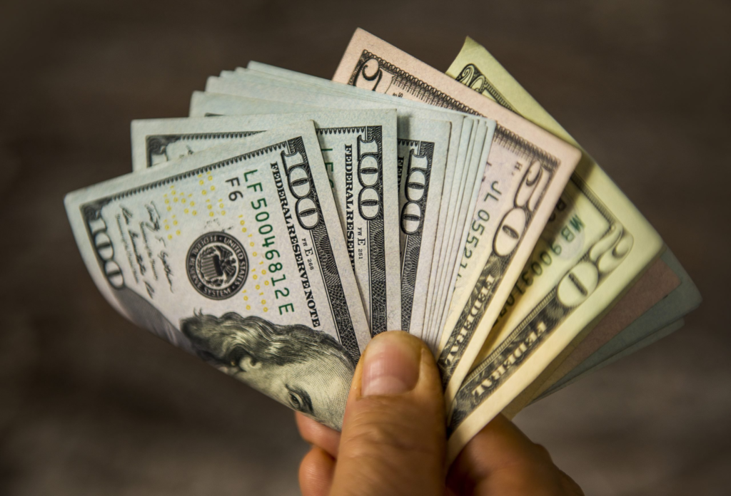 11 Lucrative Careers You Can Start Without Experience - Featured image