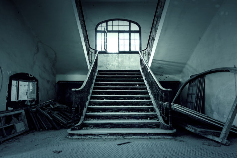 Step Into the World’s Most Spine-Chilling Hotels - Featured image