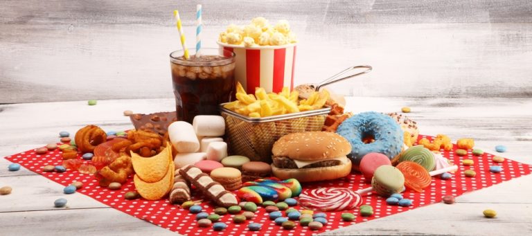 15 Snacks Disappearing from Stores in 2025 - Featured image