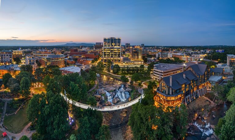 13 Southern Towns with Charm Where You Can Retire on $1,500 a Month (Or Less) - Featured image