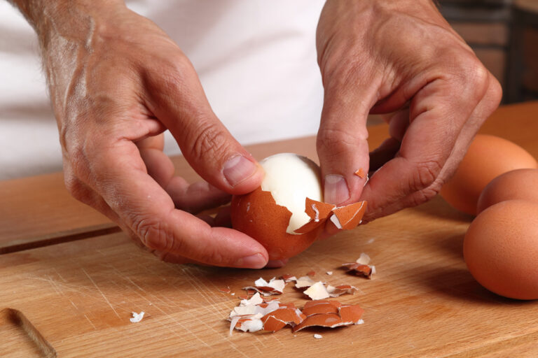 11 Tiny Tricks That Solve the Most Annoying Problems - Featured image