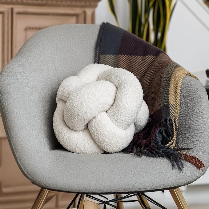 Knot Decorative Throw Pillows