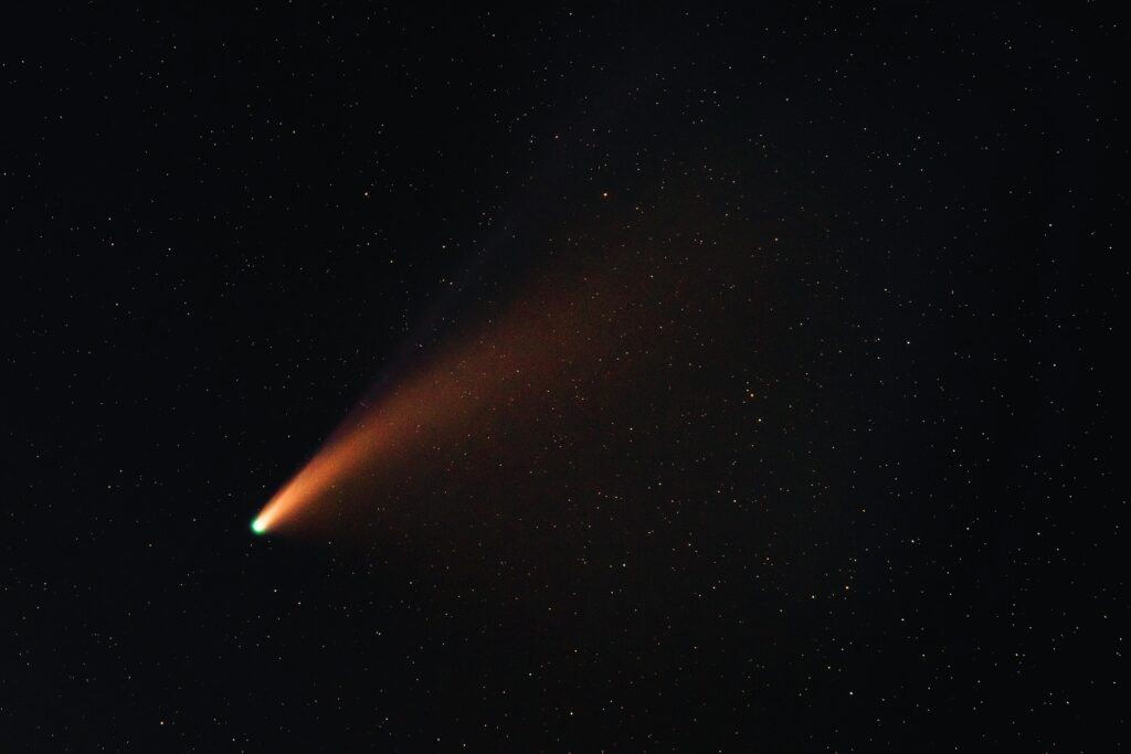 orange tail meteor