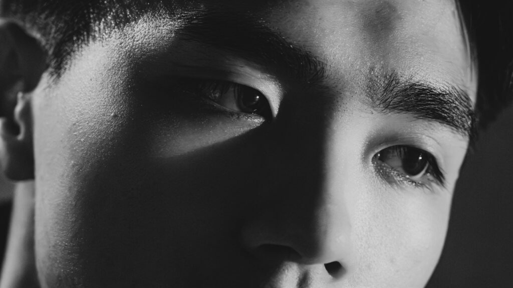 clsoe up image of a mans face