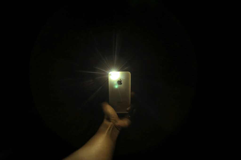 iphone flash light