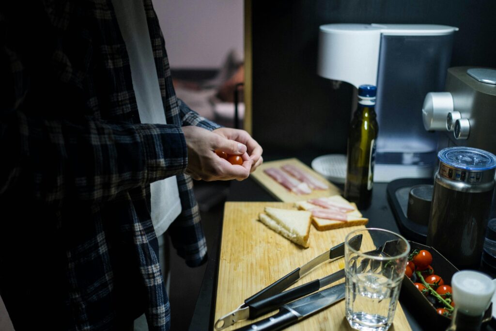 man making a sandwich