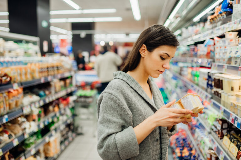 11 Behaviors People Raised Without Much Money Never Quite Let Go Of - Featured image