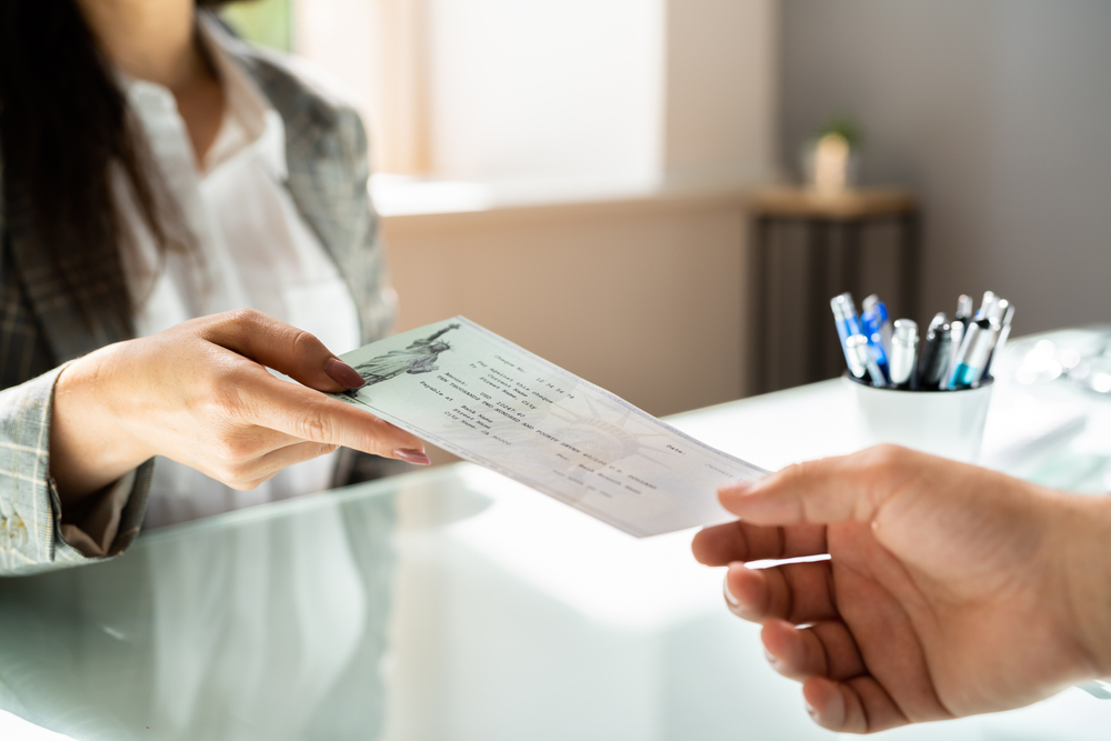 Payroll Compensation Cheque. Bank Paycheck. Social Security