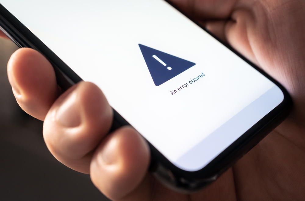 Error in phone. No signal or online connection, slow internet alert. Smartphone broken or problem with mobile app. Missing wifi or bad coverage. Virus, ransomware or malware in cellphone. Fail message
