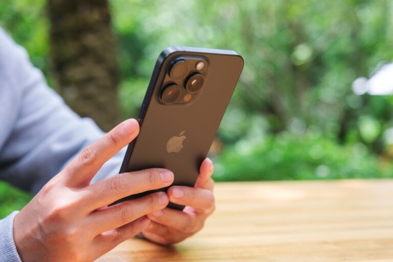 10+ Things You Didn’t Know Your iPhone’s Volume Buttons Could Do - Featured image