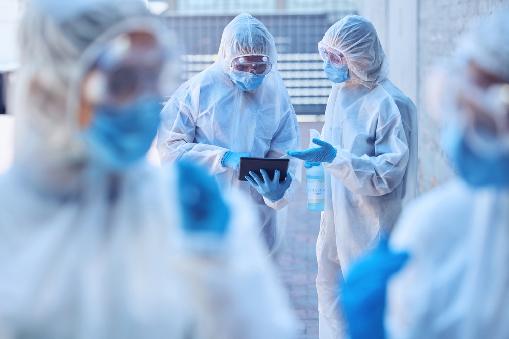 professional researchers chatting in lab