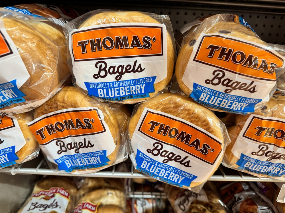 Vienna, Virginia - September 28, 2024: Thomas Bagels - blueberry flavor, on display at a grocery store