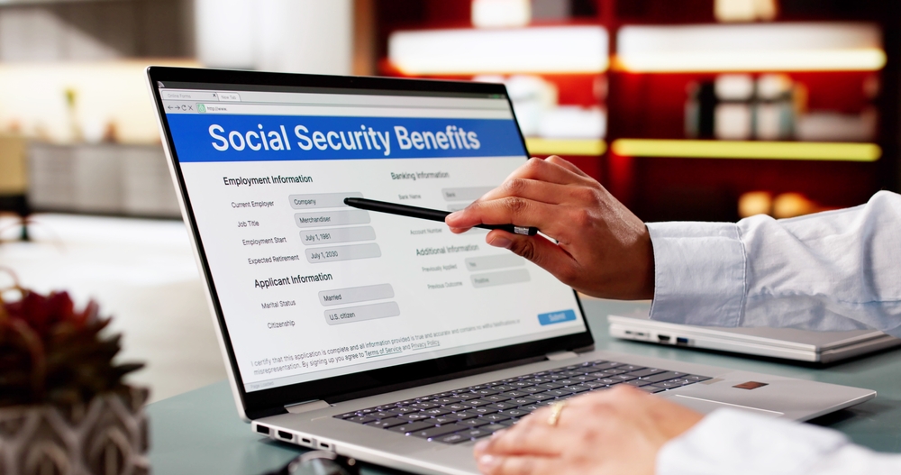 Worker Filling Social Security Benefits And Disability Insurance Compensation Claim