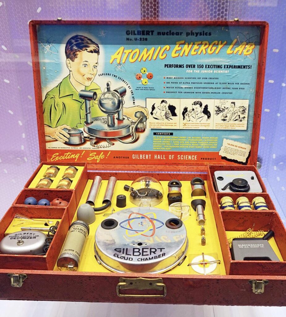 Gilbert U-238 Atomic Energy Lab