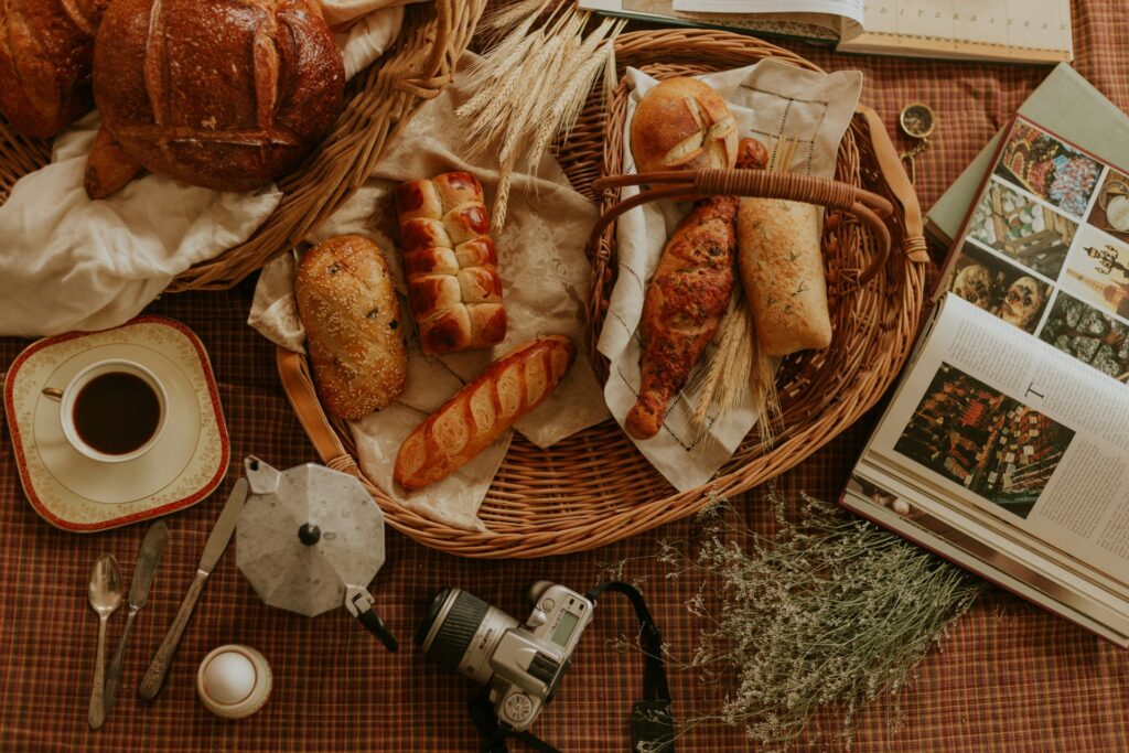baked breads in basket
