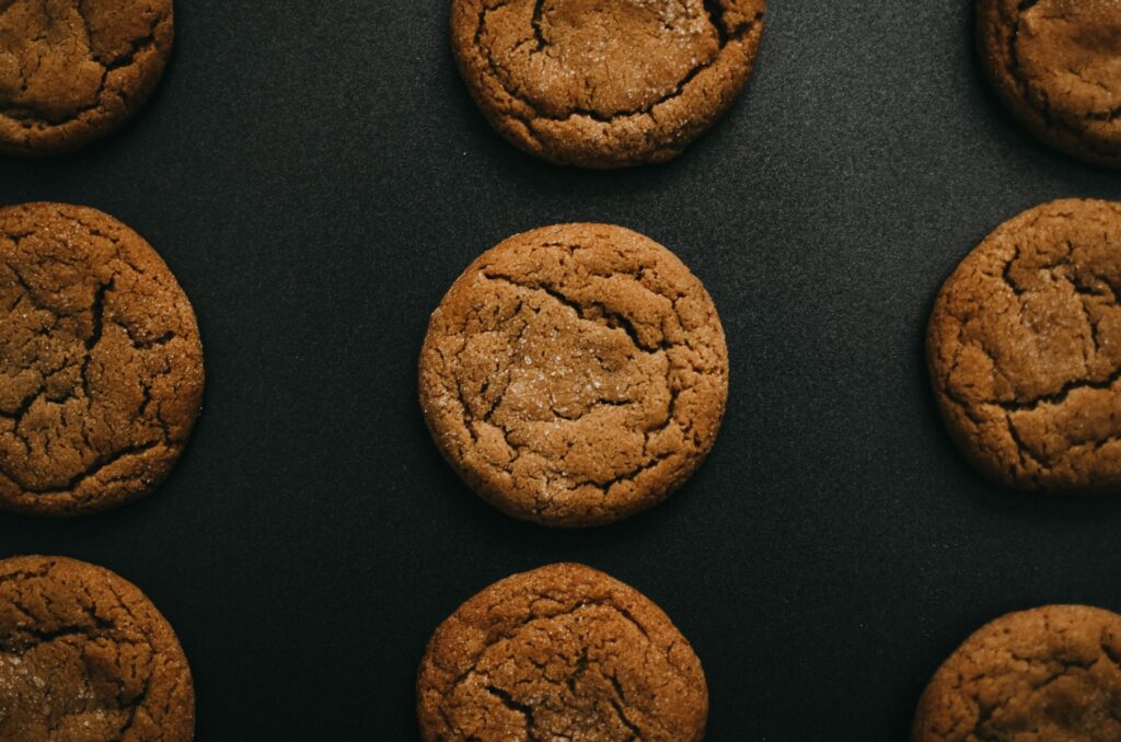 cooked cookies
