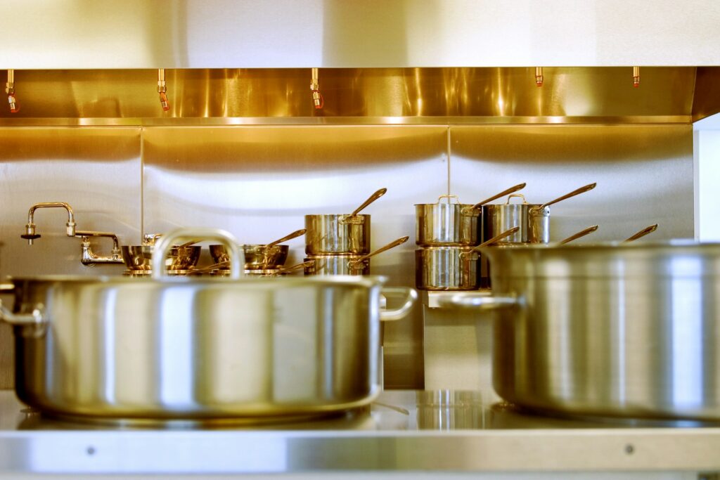 gray stainless steel cookwares in kitchen
