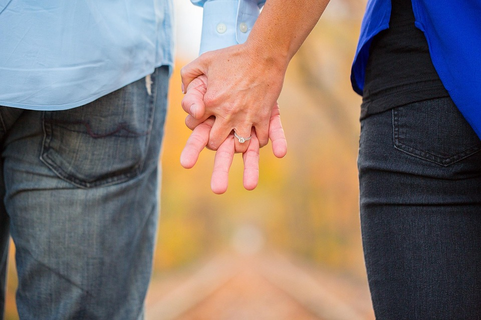 Holding hands, Couple, Love image