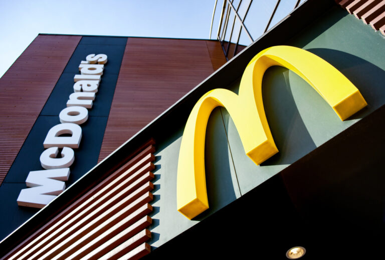 15 Secrets About McDonalds That Only Employees Know - Featured image