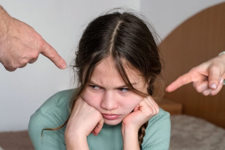 20 Phrases Your Parents Used If You Weren’t The Favorite Child - Featured image