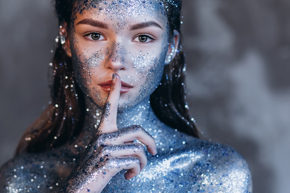 Your Daily Cosmic Briefing: Horoscopes for Dec 6