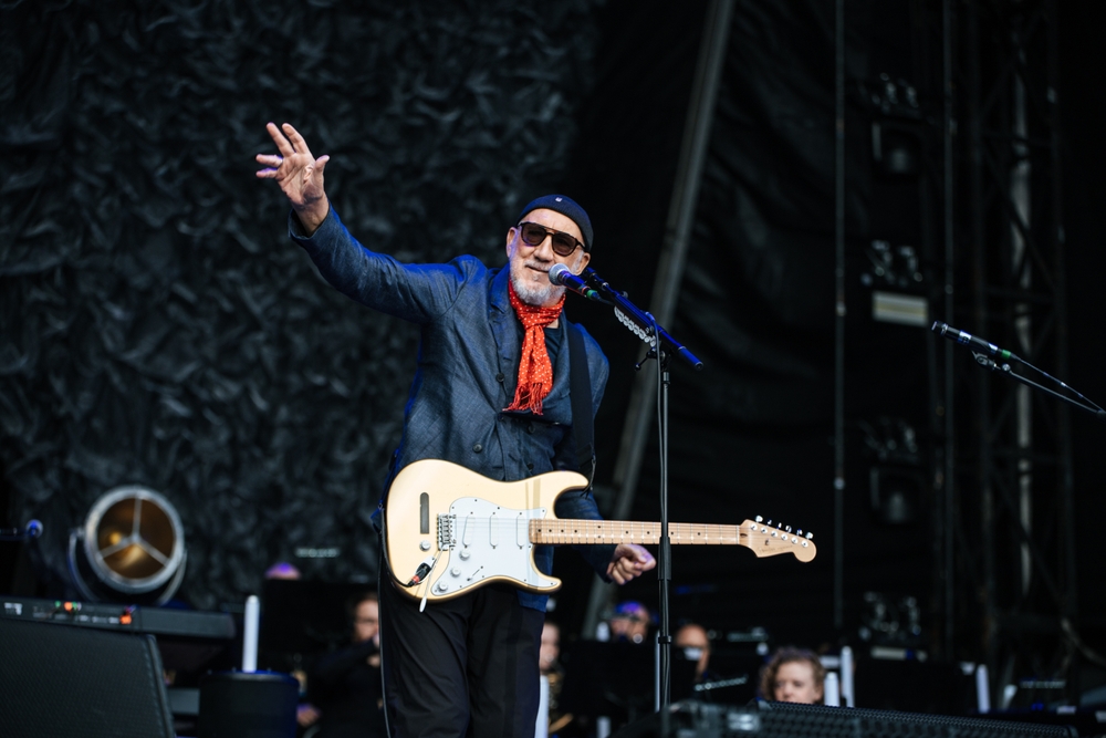 St Helens, United Kingdom, 21st July 2023, The Who live at totally wicked stadium uk with original  members Roger Daltrey and Pete Townshend. 