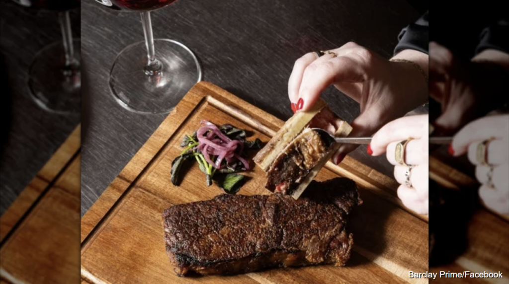Oregon: RingSide Steakhouse