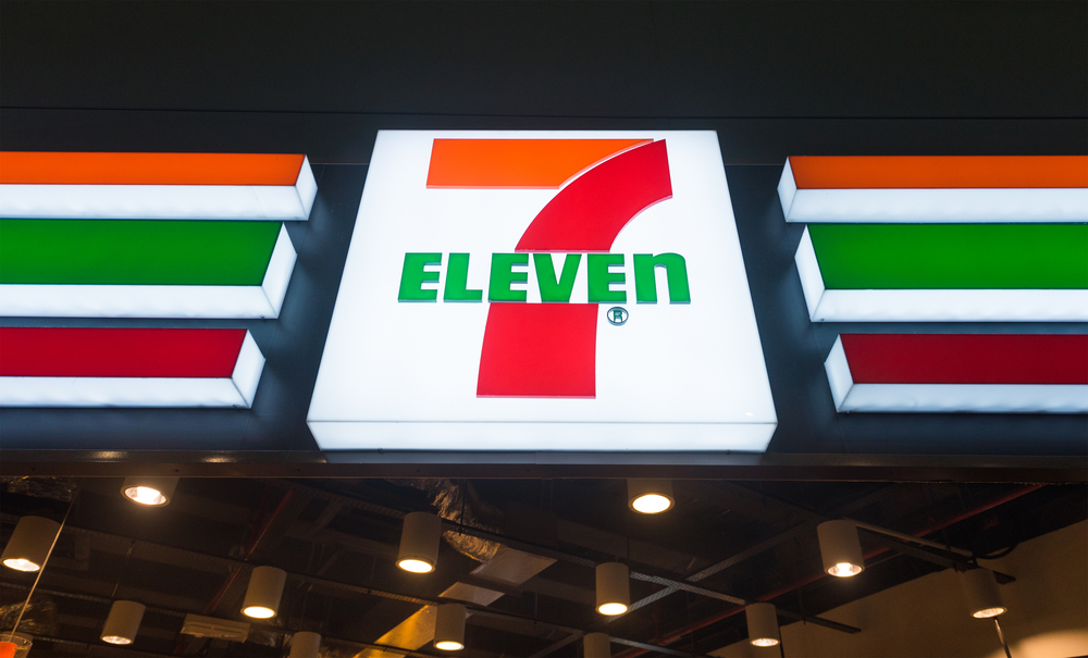 7-Eleven Planning To Close 645 Stores in 365 Days - Featured image