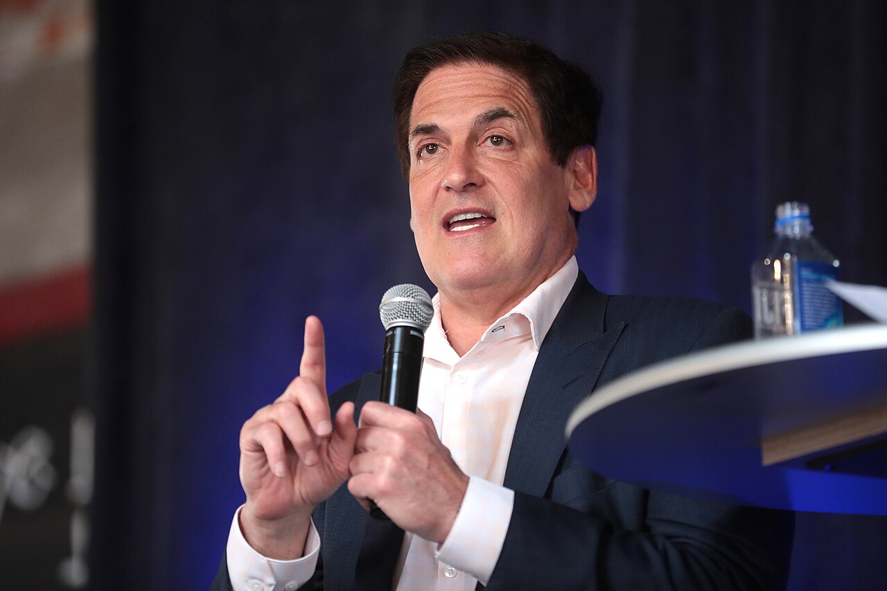 Mark Cuban Says ‘This Is How Recessions Start’ -Americans Should Do These Things Now