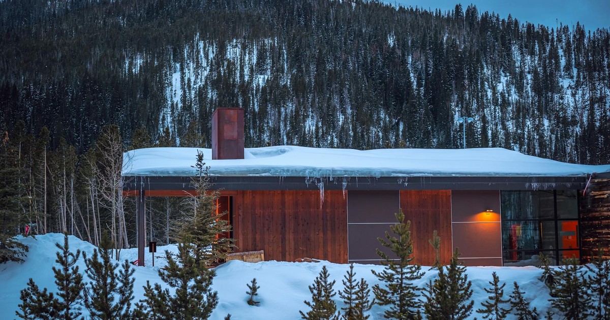 American Mountain Towns With Cabins You Can Actually Afford to Buy in 2026