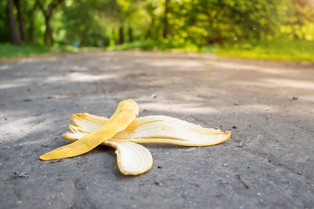 Never Toss a Banana Peel Outside – Why It’s Such a Big Mistake - Featured image