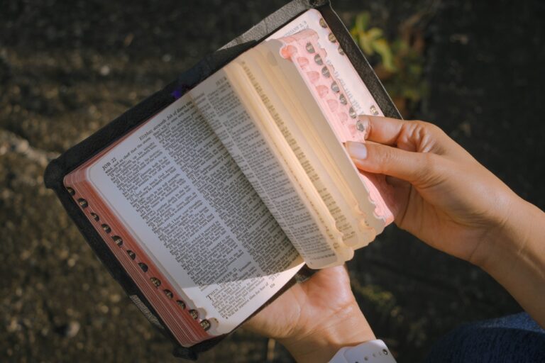 10 Everyday Things That Are Forbidden by the Bible (But Most of Us Do Anyway) - Featured image