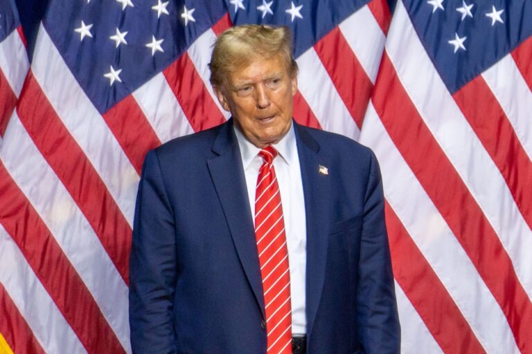 Trump Mocked a Heckler Who Interrupted His Weird Anti-Trans Rant - Featured image