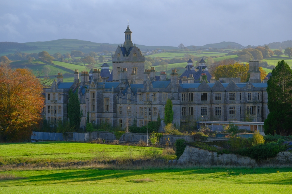 7 Reasons You’d Totally Be Put In An Asylum If This Was Victorian Times - Featured image