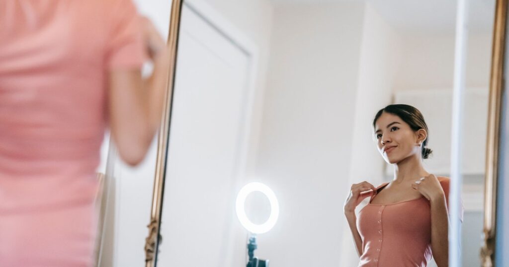 15 Science-Backed Secrets That Will Actually Make You More Attractive - Featured image