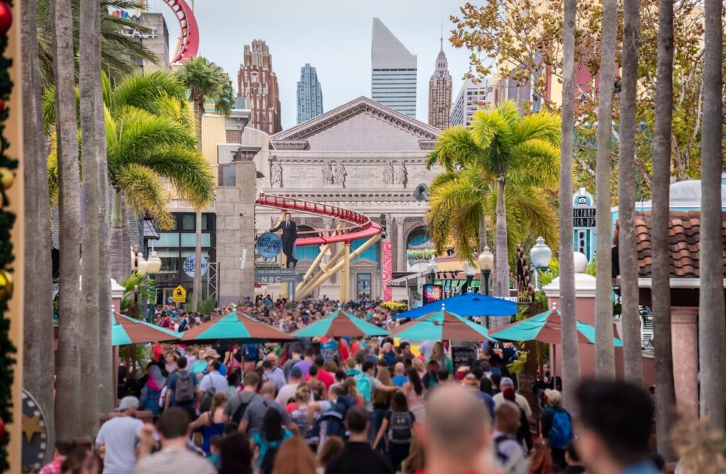 10 of the Biggest Florida Tourist Traps You Should Skip (And Where to Go Instead) - Featured image